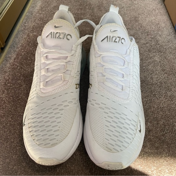 Nike Air Max 270 - Unique Gold Nike Swoosh - Picture 2 of 6